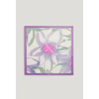 grand foulard carré en soie à imprimé fleur signature claudie pierlot dimensions: 98cm x 98cm