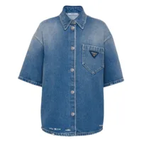 prada chemise en jean à logo triangle - bleu